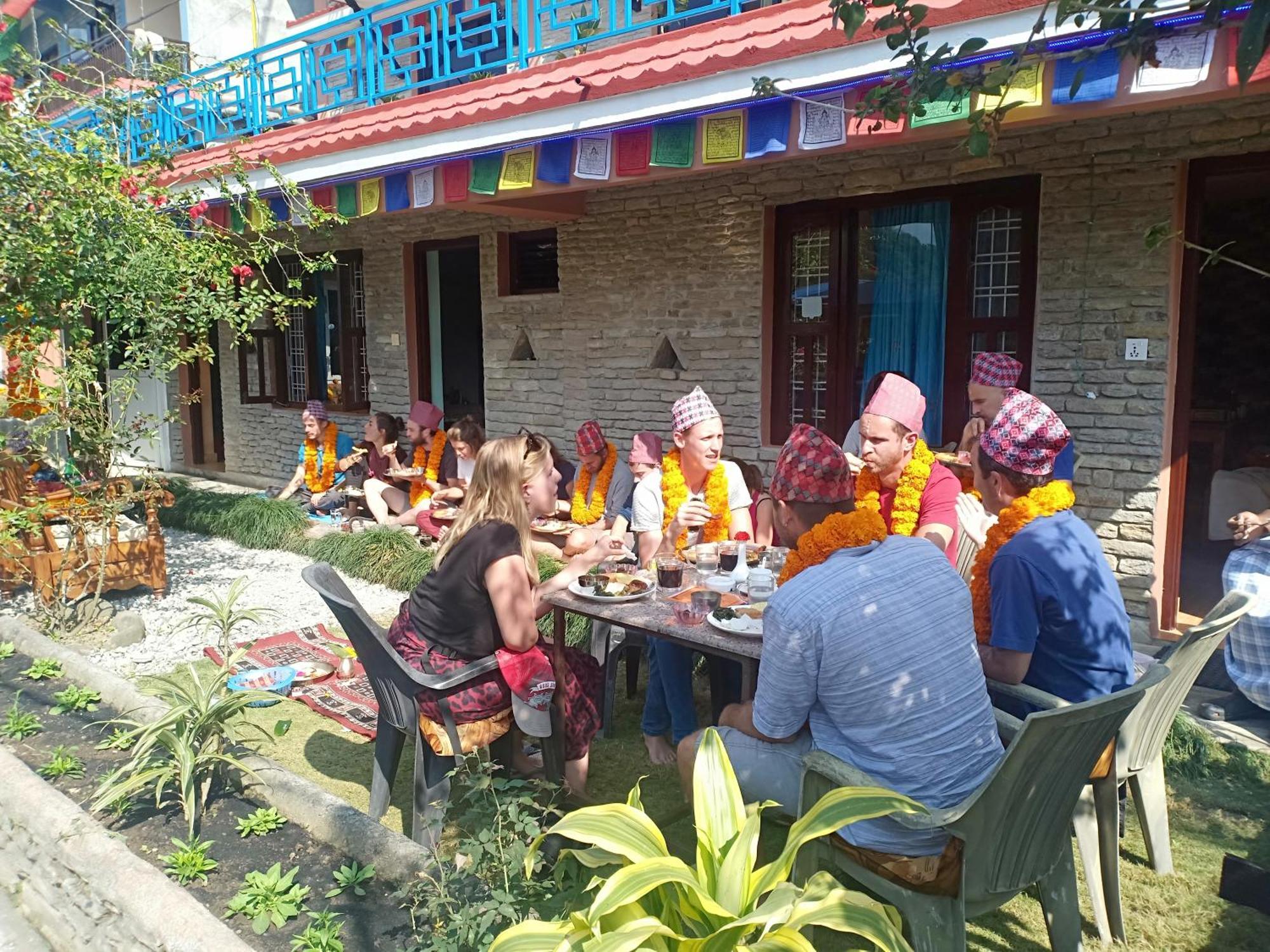 Little Pilgrim Family Lodge Pokhara Kültér fotó